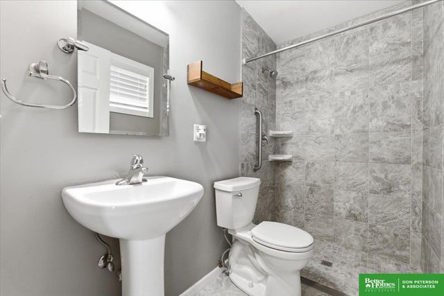 2030 E 2nd Street, Fremont, NE 68025