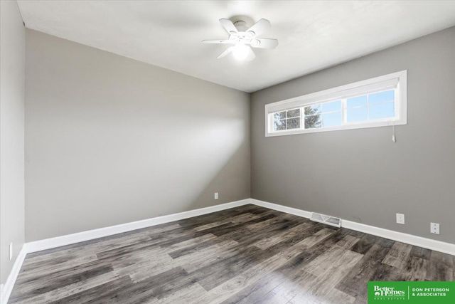 2030 E 2nd Street, Fremont, NE 68025