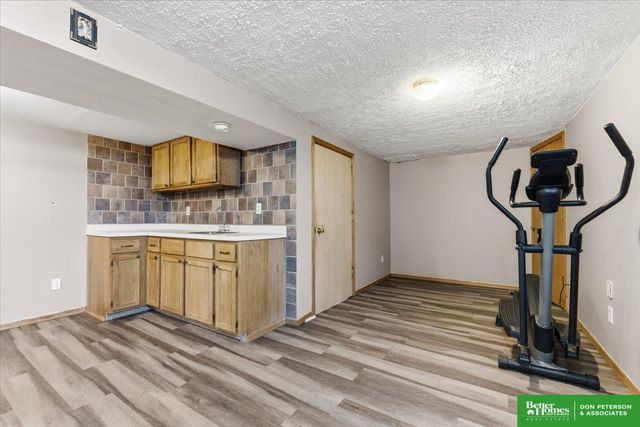 2030 E 2nd Street, Fremont, NE 68025