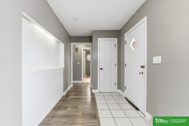 2030 E 2nd Street, Fremont, NE 68025