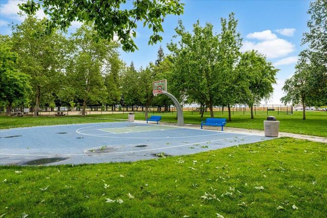 10044 Oglethorpe Way, Elk Grove, CA 95624