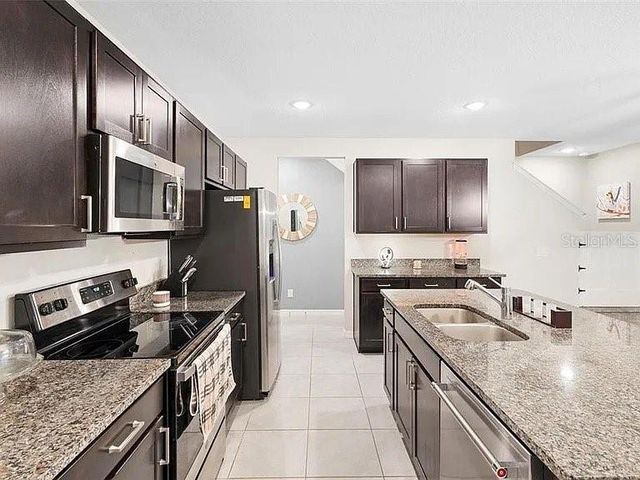 635 BELGROVE STREET, Debary, FL 32713