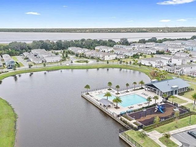 635 BELGROVE STREET, Debary, FL 32713