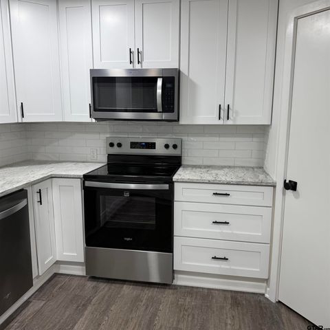 1906 E Barbara Street, Tyler, TX 75701