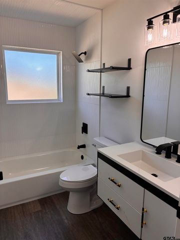 1906 E Barbara Street, Tyler, TX 75701