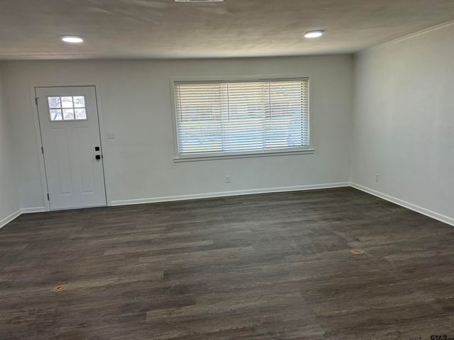 1906 E Barbara Street, Tyler, TX 75701