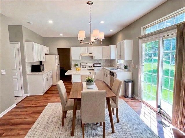650 Glenbrook Road, Crystal Lake, IL 60012