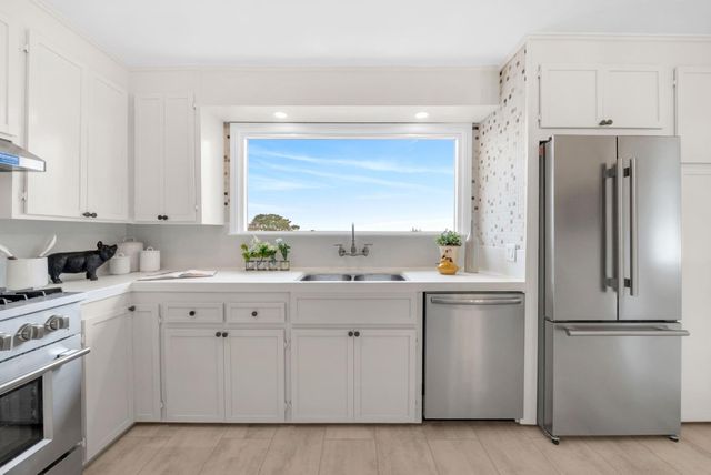 3909 Leona Street, San Mateo, CA 94403