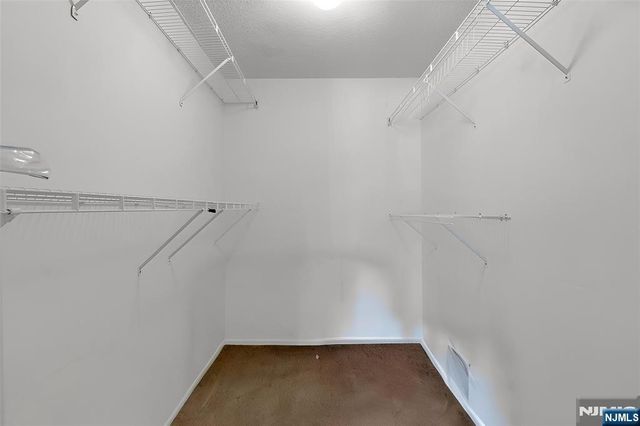 32 Cedar Street, Jersey City, NJ 07305