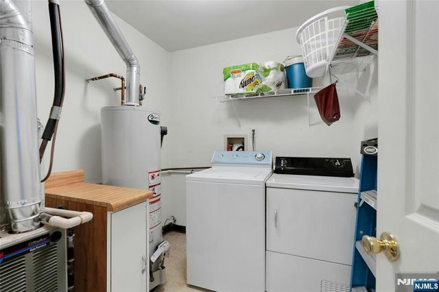 32 Cedar Street, Jersey City, NJ 07305