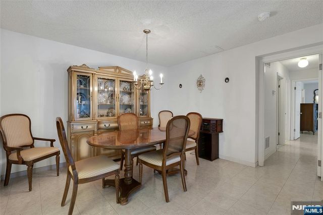 32 Cedar Street, Jersey City, NJ 07305