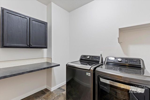 1496 E Strauss, Meridian, ID 83646