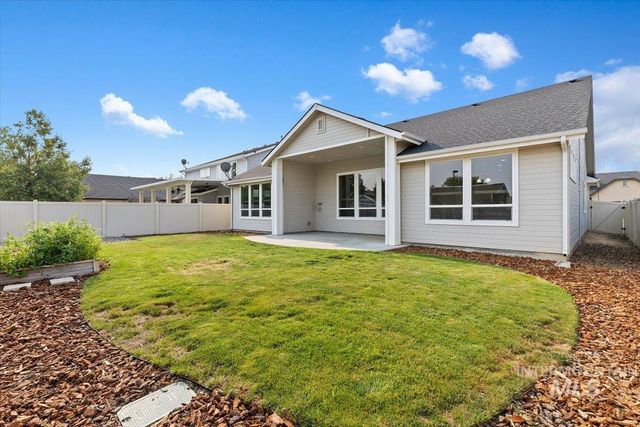 1496 E Strauss, Meridian, ID 83646