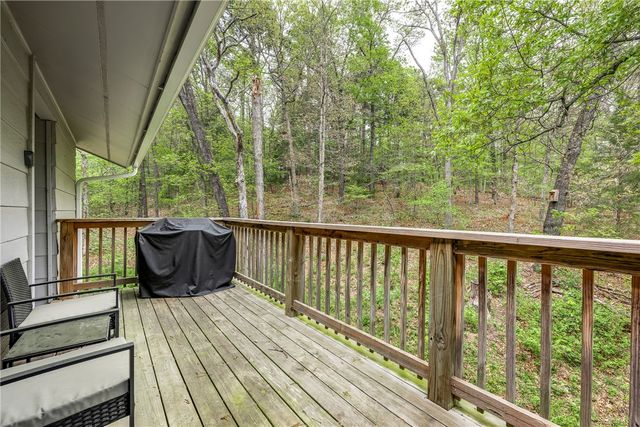 13 Mobray Lane, Bella Vista, AR 72714