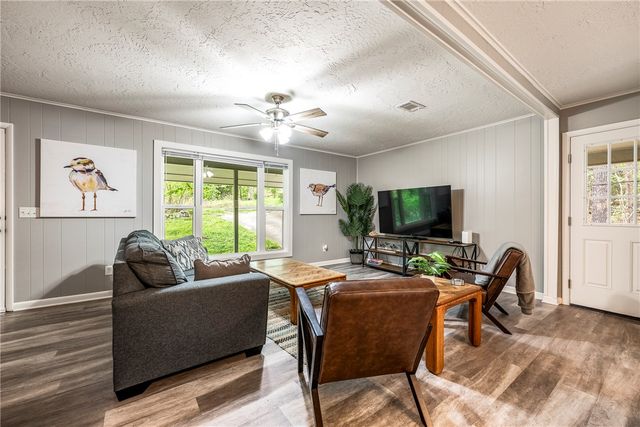 13 Mobray Lane, Bella Vista, AR 72714