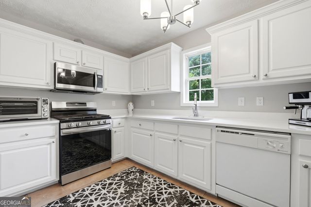 673 Effie Drive, Lawrenceville, GA 30045