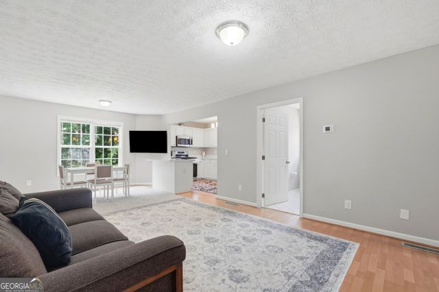 673 Effie Drive, Lawrenceville, GA 30045