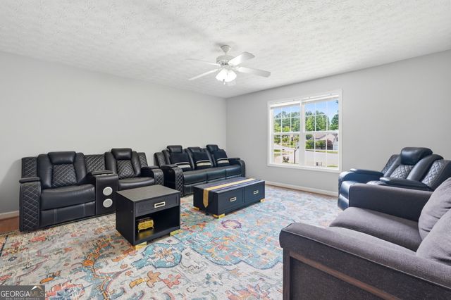 673 Effie Drive, Lawrenceville, GA 30045