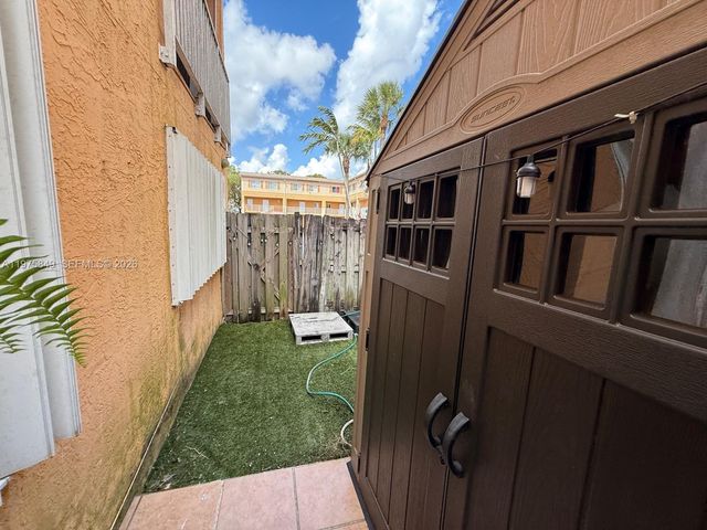 6255 Kendale Lakes Cir 128, Miami, FL 33183