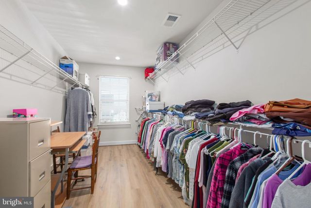 1112 CITY VIEW LN, Fredericksburg, VA 22401