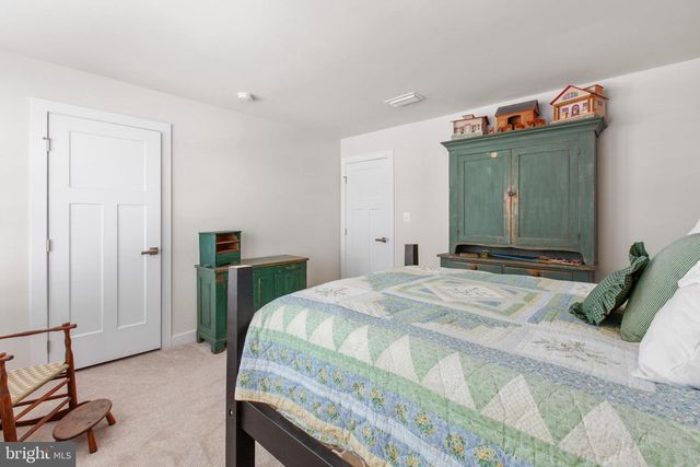 1112 CITY VIEW LN, Fredericksburg, VA 22401