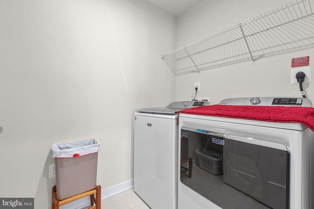 1112 CITY VIEW LN, Fredericksburg, VA 22401