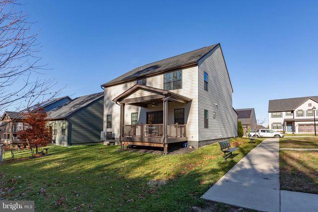 1112 CITY VIEW LN, Fredericksburg, VA 22401