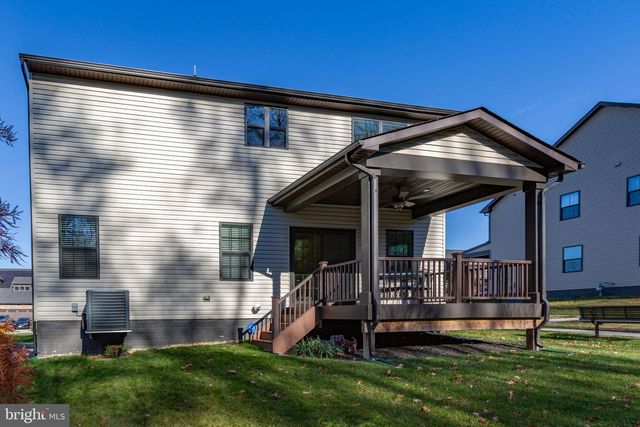 1112 CITY VIEW LN, Fredericksburg, VA 22401