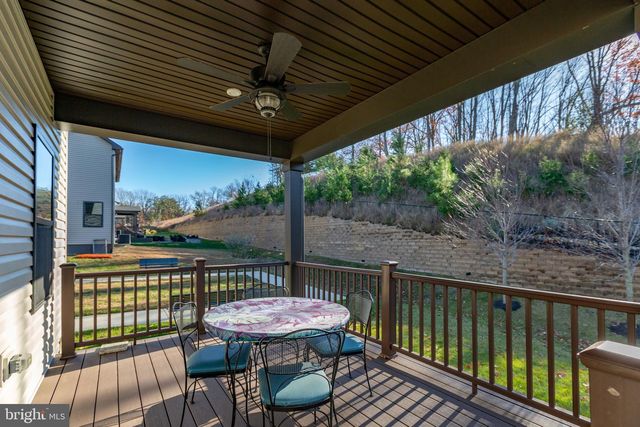 1112 CITY VIEW LN, Fredericksburg, VA 22401