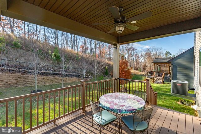 1112 CITY VIEW LN, Fredericksburg, VA 22401