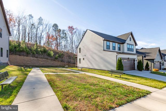 1112 CITY VIEW LN, Fredericksburg, VA 22401
