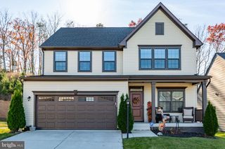 1112 CITY VIEW LN, Fredericksburg, VA 22401