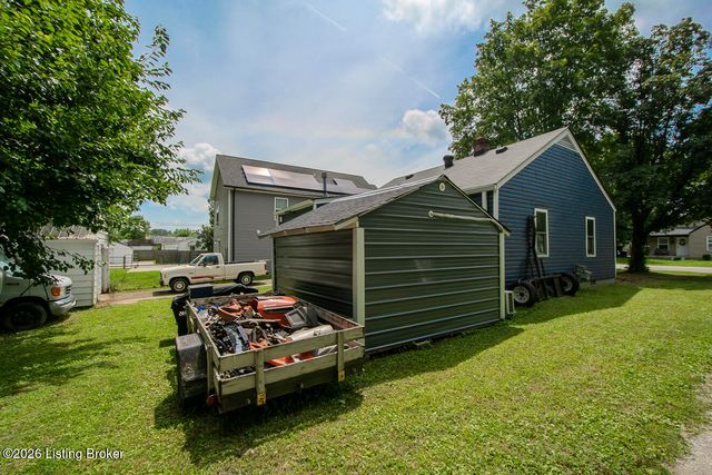 4941 Graston Ave, Louisville, KY 40216