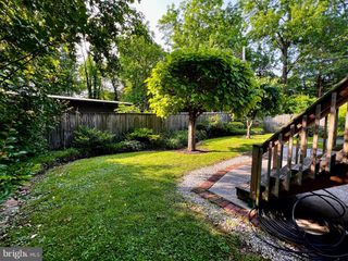 2605 TANEY RD, Baltimore, MD 21209
