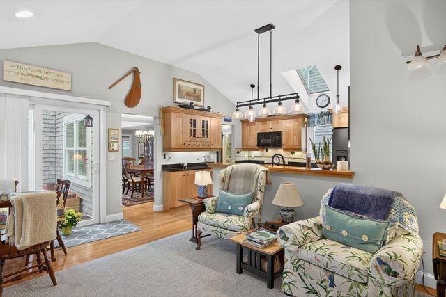 100 Holbeck Corner 100, Plymouth, MA 02360