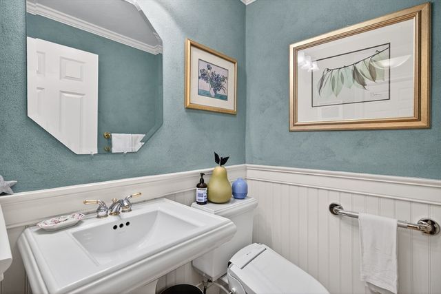 100 Holbeck Corner 100, Plymouth, MA 02360