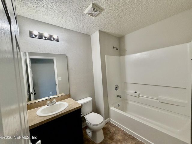 11970 ALEXANDRA Drive, Jacksonville, FL 32218