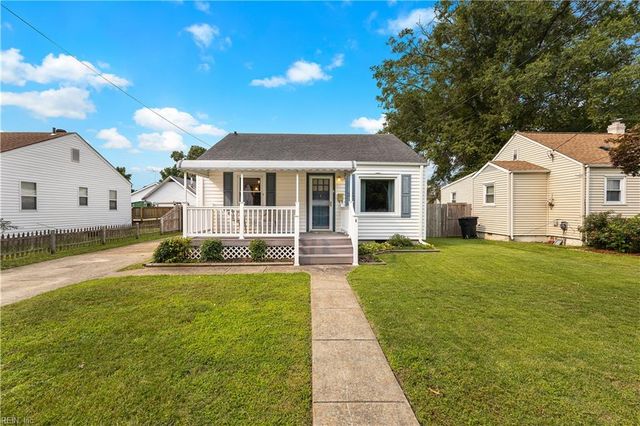 8 Rodgers PL, Portsmouth, VA 23702