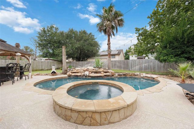 6319 Founding Drive, Katy, TX 77449