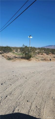 10355 Jingal, Lucerne Valley, CA 92356