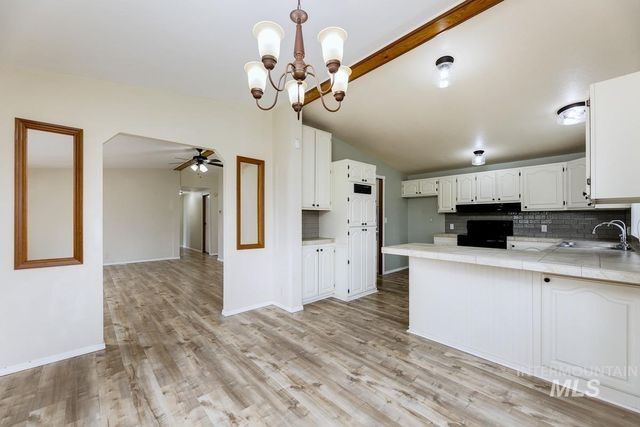 10131 Hwy 44, Middleton, ID 83644