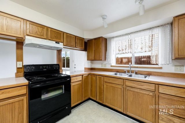 10131 Hwy 44, Middleton, ID 83644