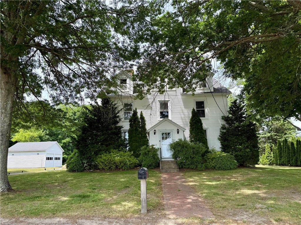305 Turner Road, Middletown, RI 02842