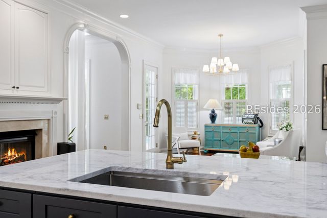 29 Oxford Dr, Hilton Head Island, SC 29928
