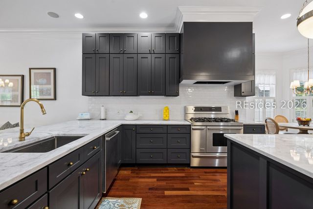 29 Oxford Dr, Hilton Head Island, SC 29928