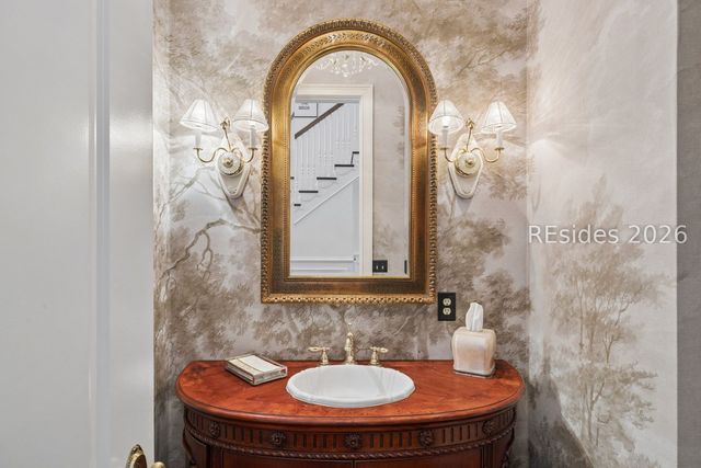 29 Oxford Dr, Hilton Head Island, SC 29928