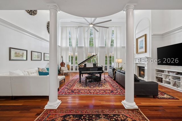 29 Oxford Dr, Hilton Head Island, SC 29928