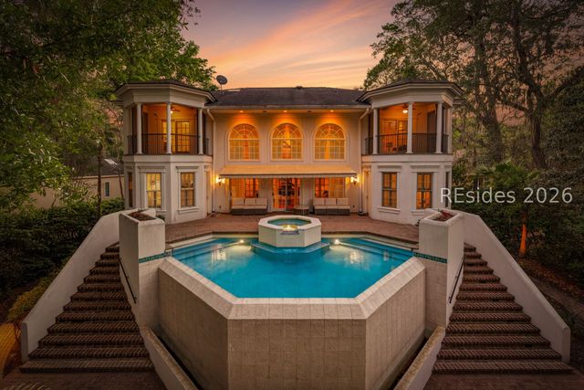 29 Oxford Dr, Hilton Head Island, SC 29928