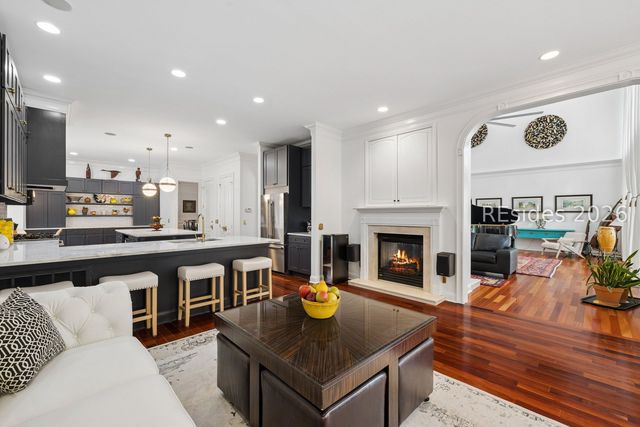 29 Oxford Dr, Hilton Head Island, SC 29928