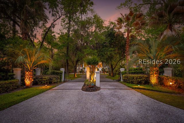 29 Oxford Dr, Hilton Head Island, SC 29928